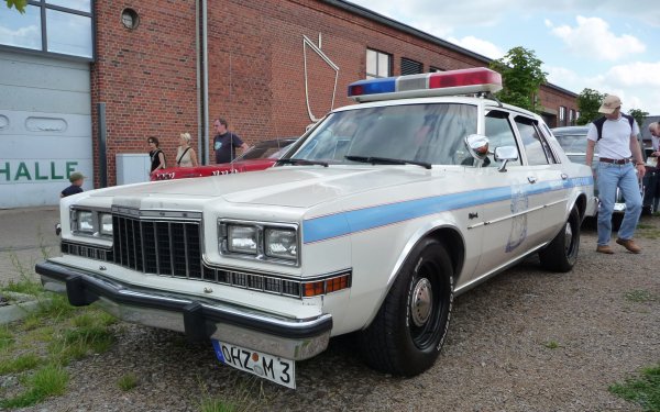 Vehicles - police Wallpapers and Backgrounds