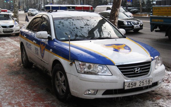 Vehicles - police Wallpapers and Backgrounds