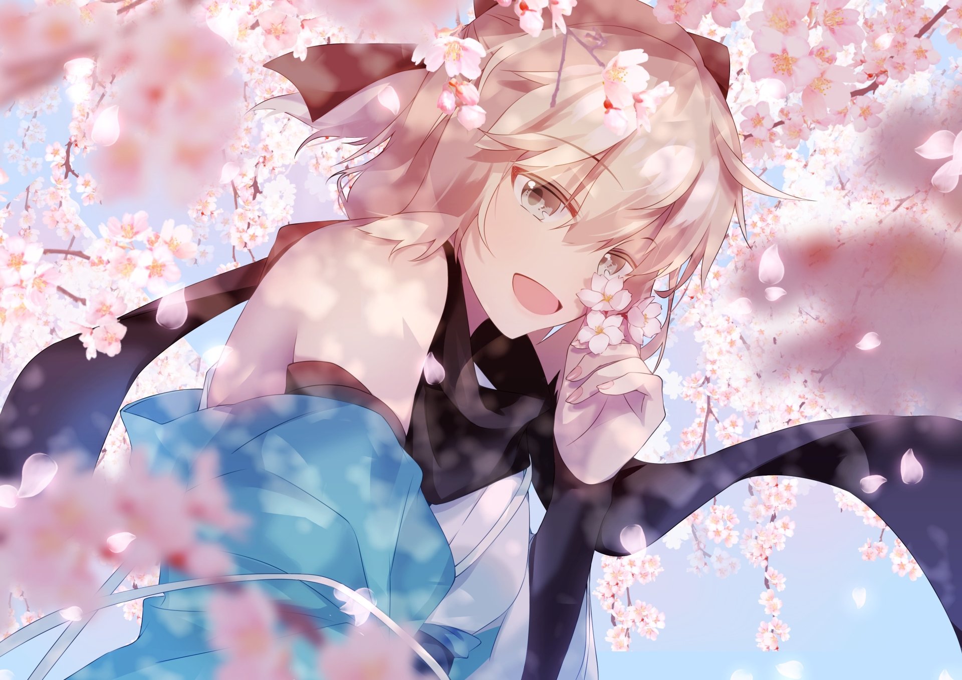 HD desktop wallpaper featuring Okita Souji, also known as Sakura Saber, from the anime Fate/Grand Order, surrounded by cherry blossoms with a bright, cheerful expression.