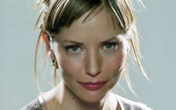 sienna guillory resident evil