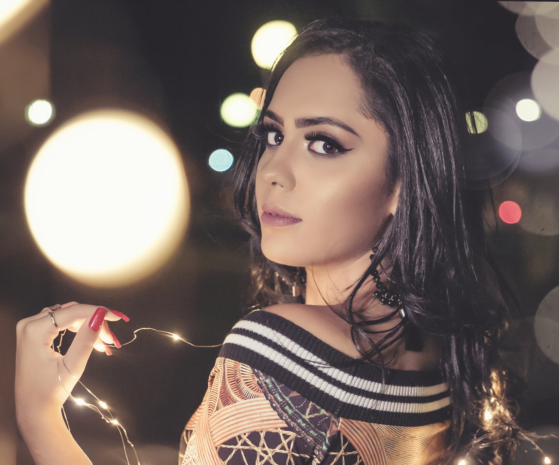 Download Brown Eyes Black Hair Bokeh Woman Model HD Wallpaper by @lelesfoto