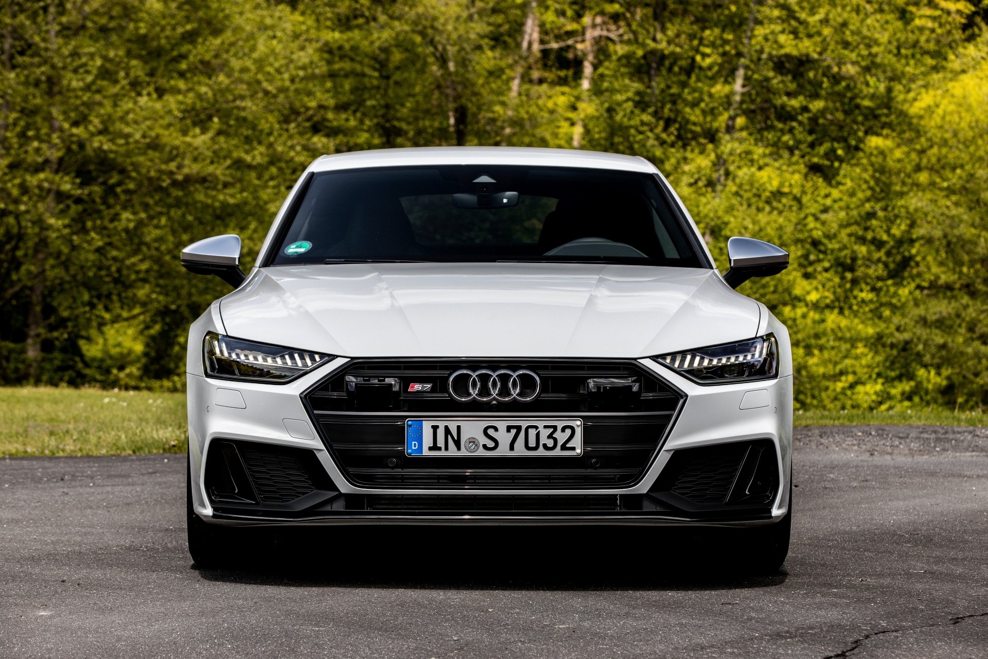 Download White Car Car Audi Vehicle Audi A7 4k Ultra HD Wallpaper