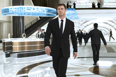 Chris Hemsworth movie Men in Black: International HD Desktop Wallpaper | Background Image