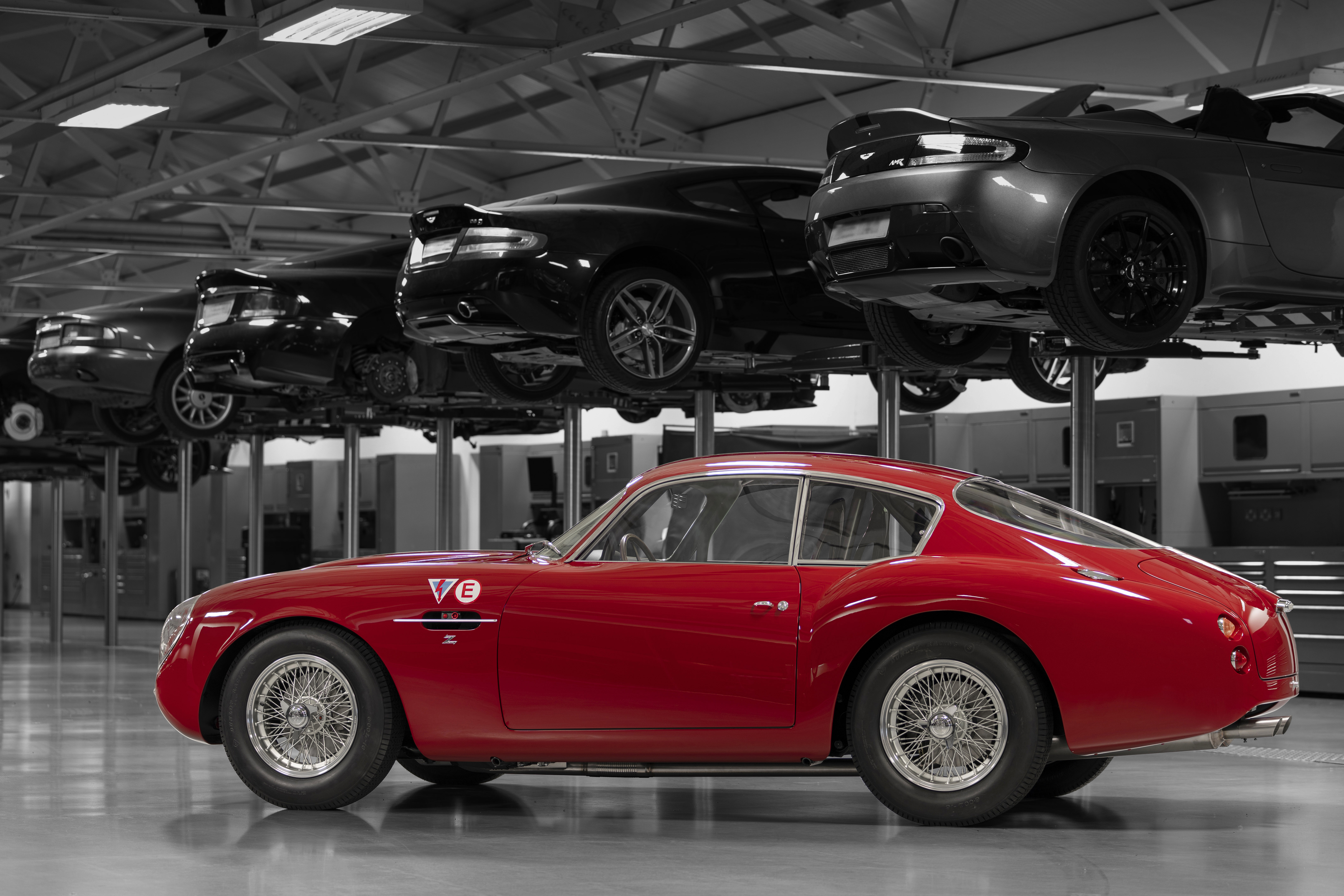 Aston martin db4 gt