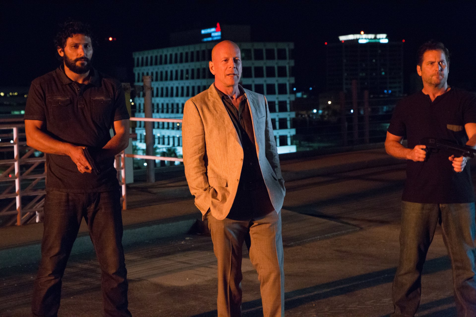 Download Bruce Willis Movie Precious Cargo 4k Ultra HD Wallpaper