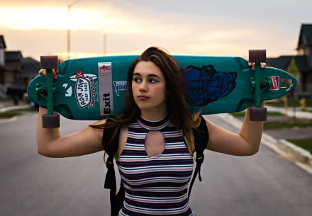 brunette skateboard woman model HD Desktop Wallpaper | Background Image