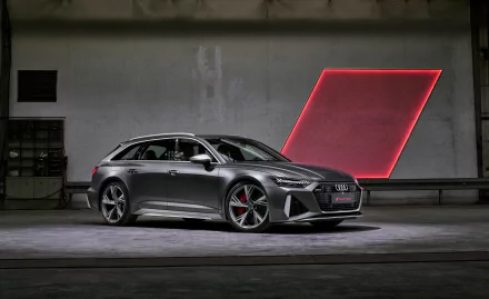  Audi RS6 Avant