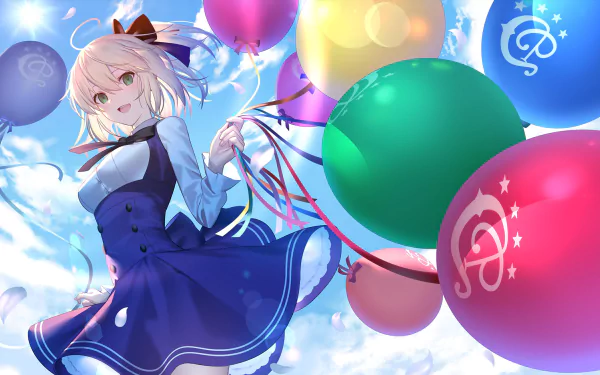 Anime wallpaper featuring Okita Souji from Fate/Stay Night, depicted as Saber with green eyes and blonde hair, holding colorful balloons against a blue sky background.