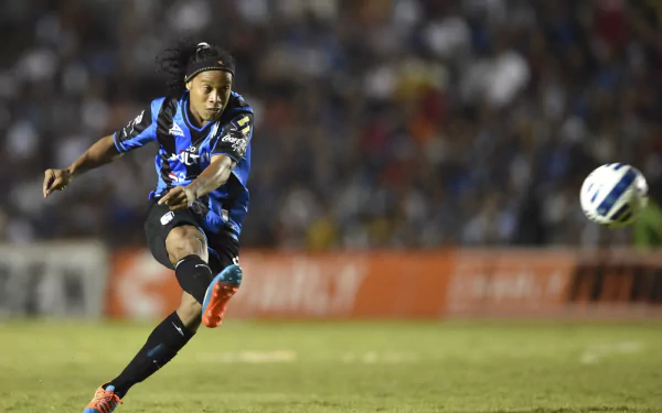 Brazilian soccer Ronaldinho Sports HD Desktop Wallpaper | Background Image