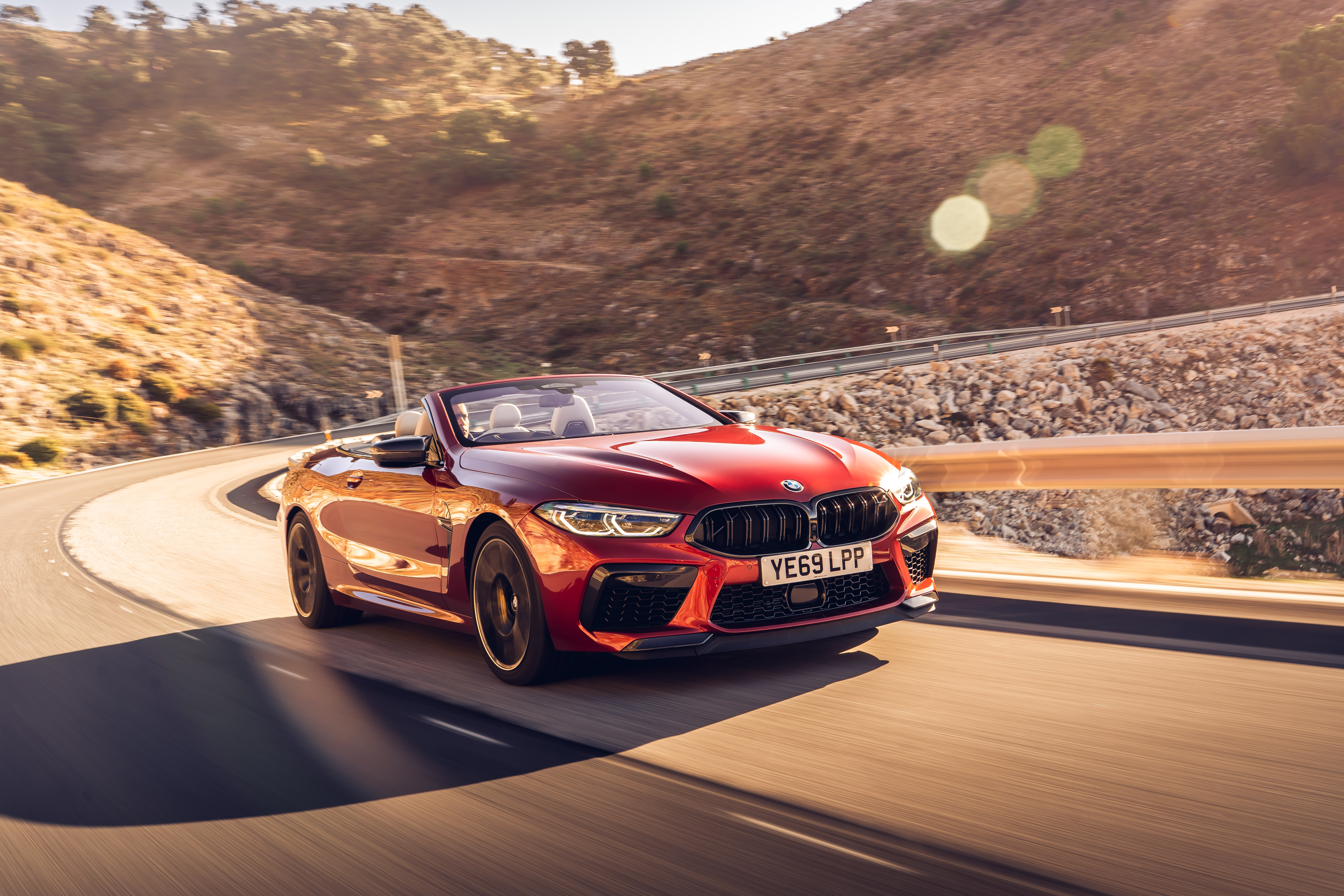 Red bmw m8