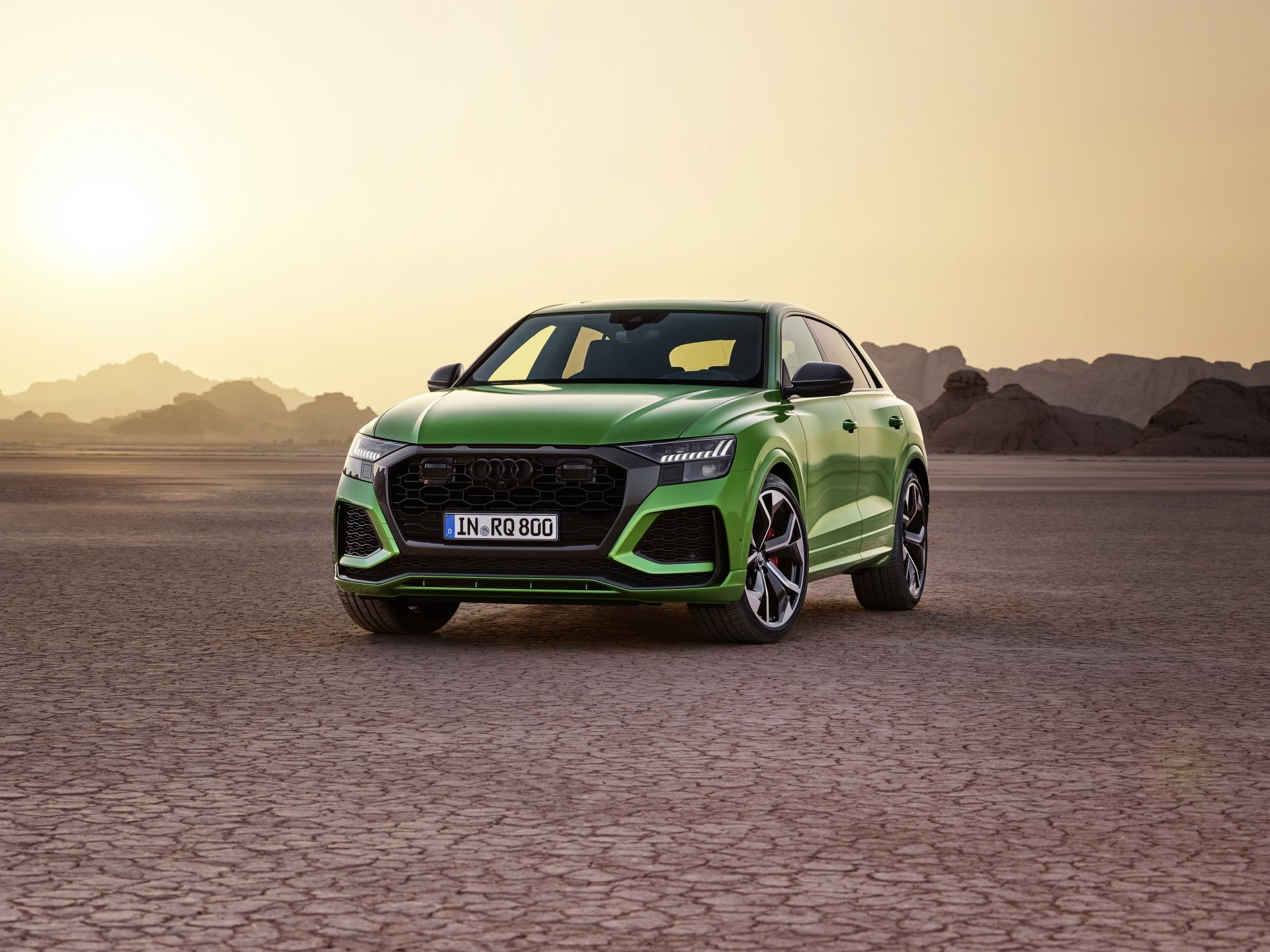 Download SUV Green Car Car Audi Vehicle Audi RS Q8 4k Ultra HD Wallpaper