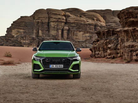 SUV green car car desert Audi vehicle Audi RS Q8 HD Desktop Wallpaper | Background Image