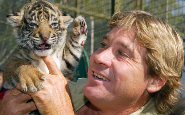  Steve Irwin Holding Tiger Cub