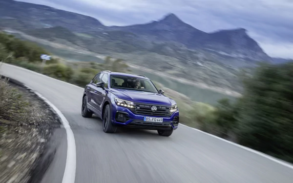 SUV car Volkswagen Volkswagen Touareg vehicle Volkswagen Touareg R-Line HD Desktop Wallpaper | Background Image