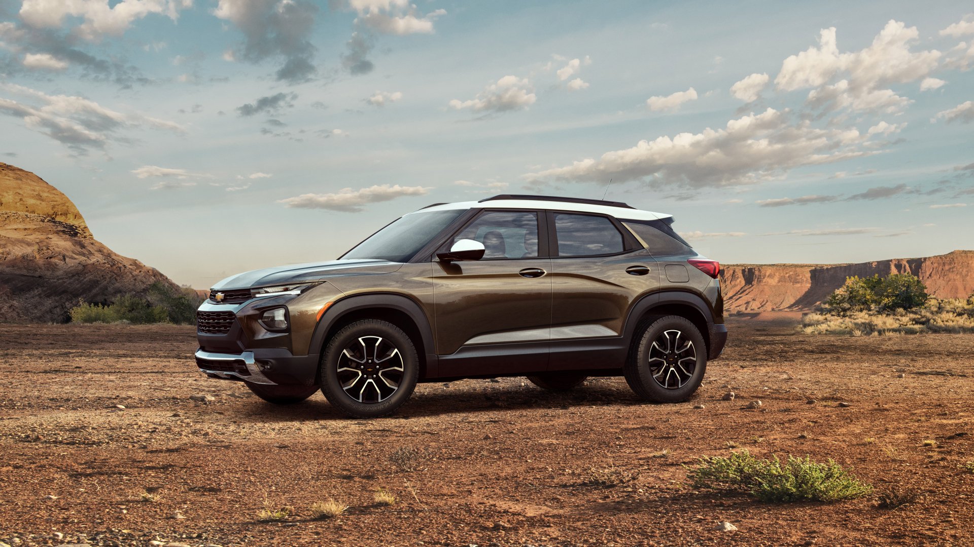 Download Brown Car SUV Car Chevrolet Vehicle Chevrolet TrailBlazer 4k Ultra HD Wallpaper