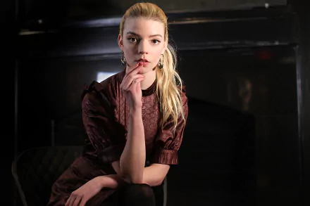 Celebrity Anya Taylor-Joy HD Desktop Wallpaper | Background Image