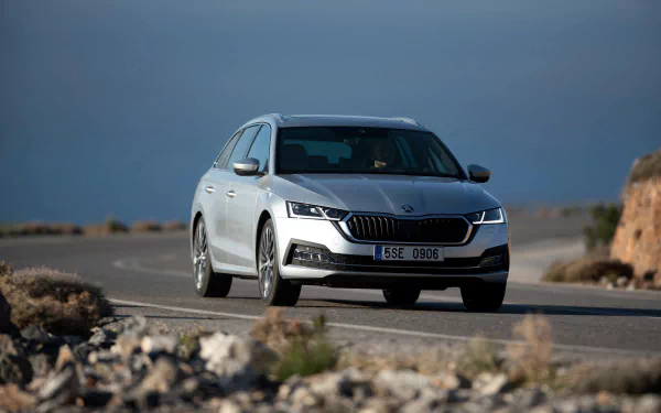 silver car car Skoda vehicle Skoda Octavia Combi HD Desktop Wallpaper | Background Image