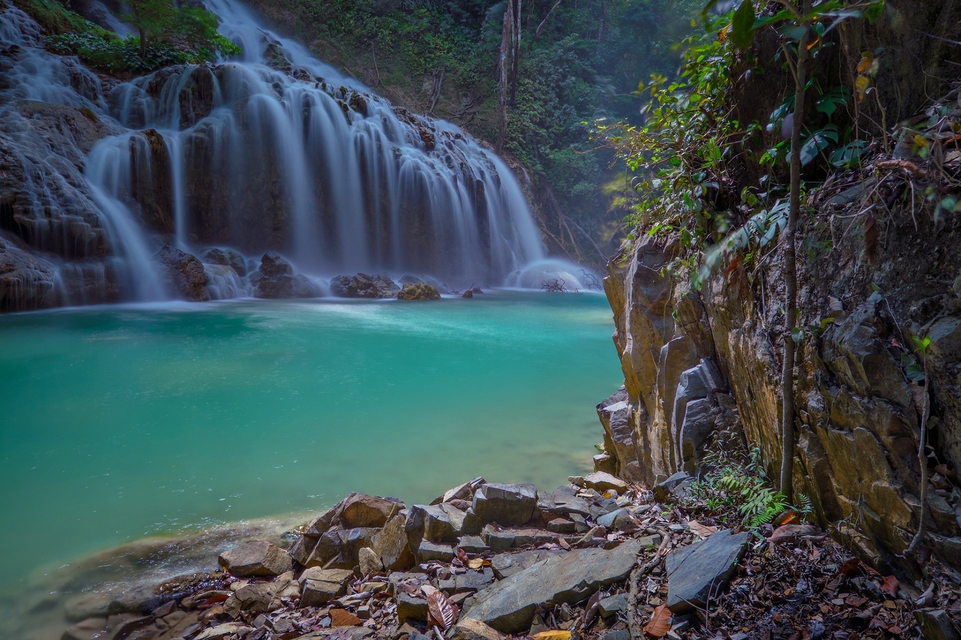 Download Indonesia Lake Nature Waterfall HD Wallpaper
