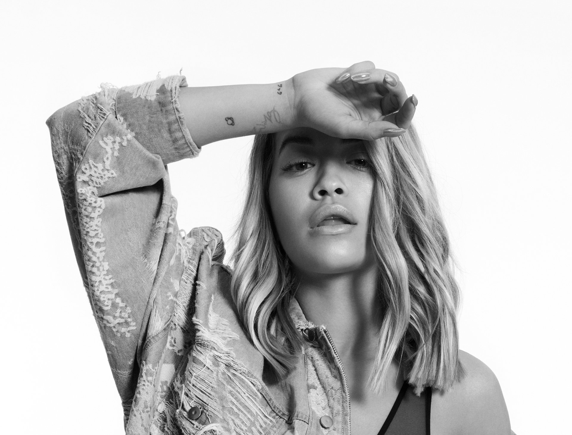 Download English Singer Black & White Music Rita Ora HD Wallpaper