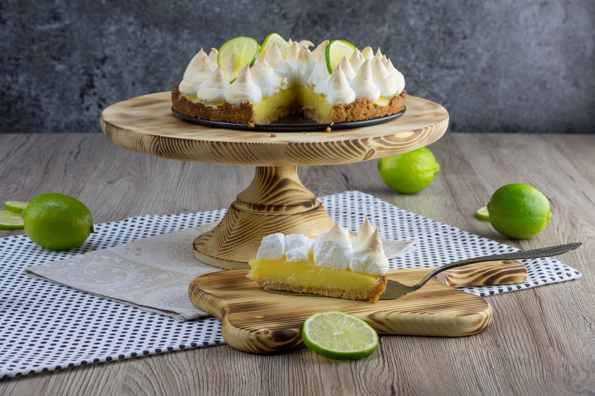 Download Baking Lime Still Life Meringue Lemon Pie Food Pie 4k Ultra HD Wallpaper