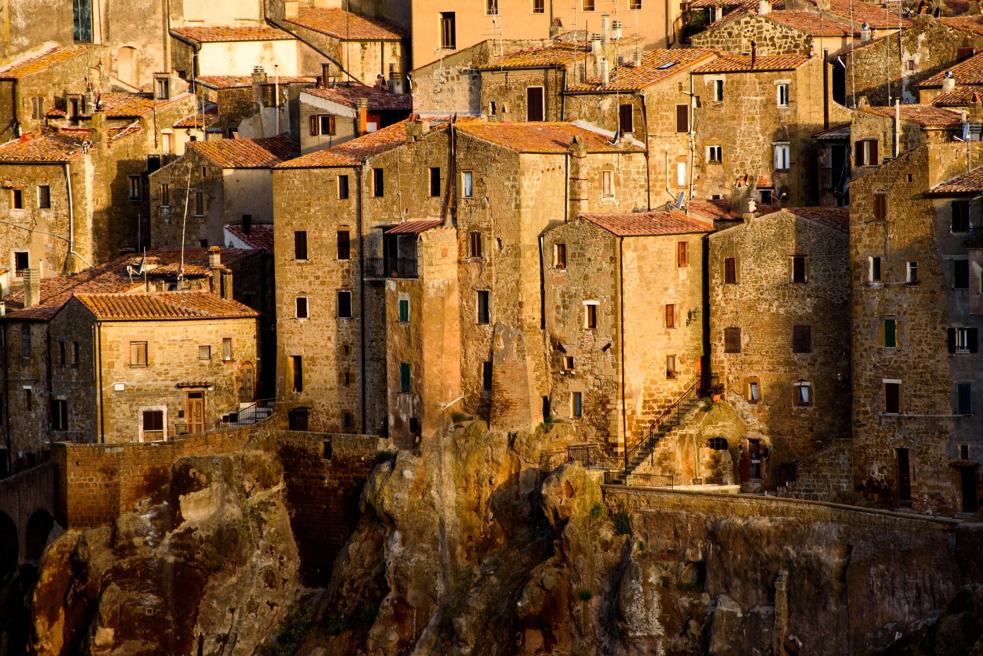 Download Tuscany Italy Man Made Pitigliano HD Wallpaper