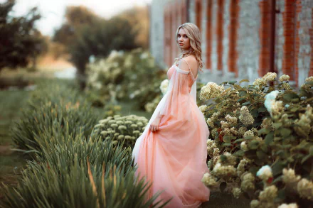 depth of field pink dress blonde woman model HD Desktop Wallpaper | Background Image