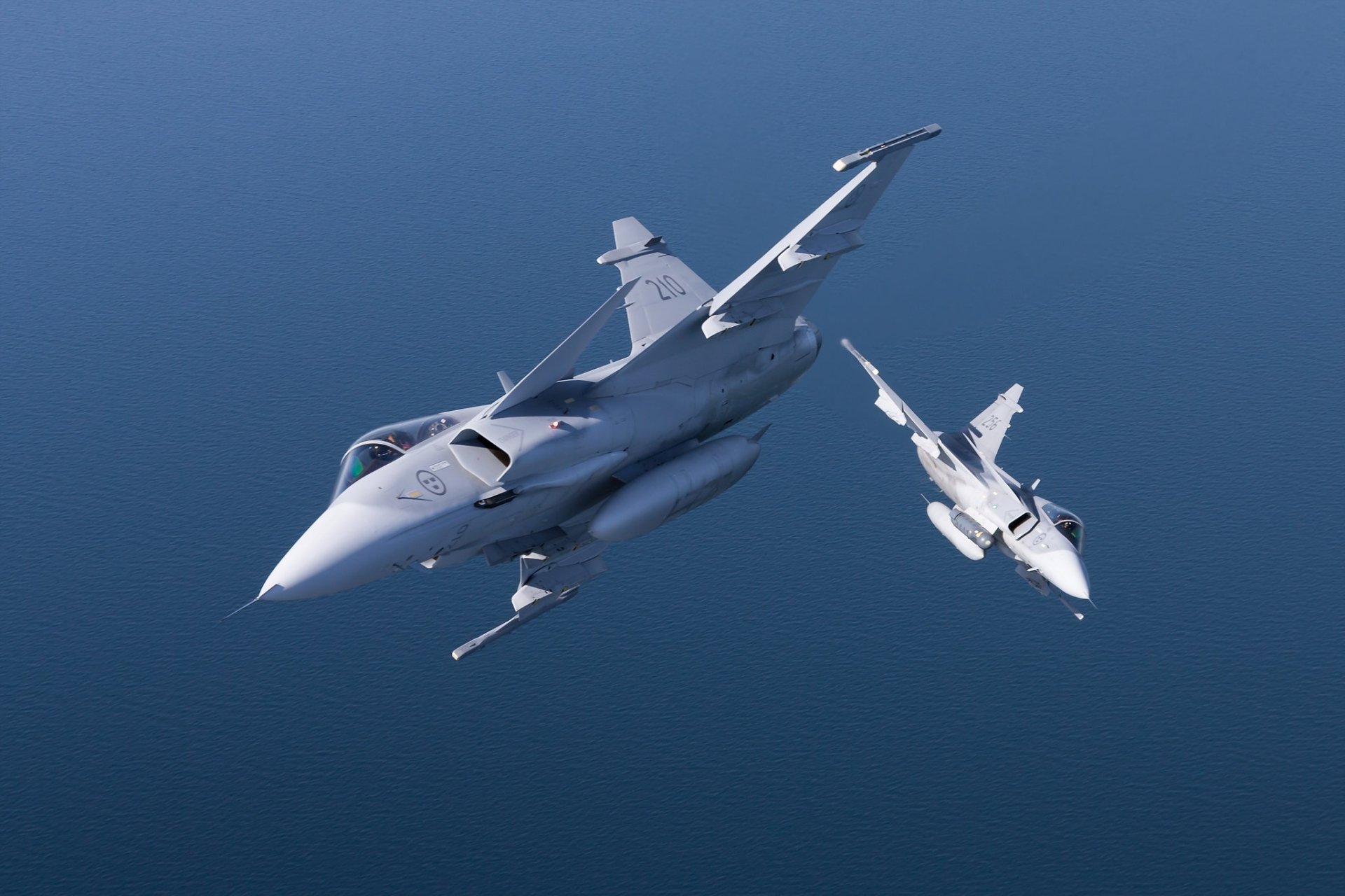 Gripen Formation: Saab JAS 39 Military Jet Fighter HD Wallpaper ...