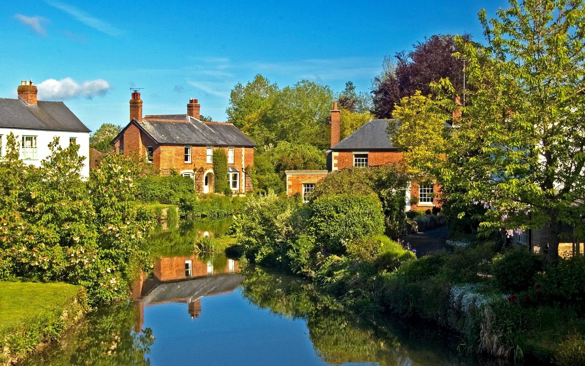Download River House England Tree Man Made Town HD Wallpaper ...