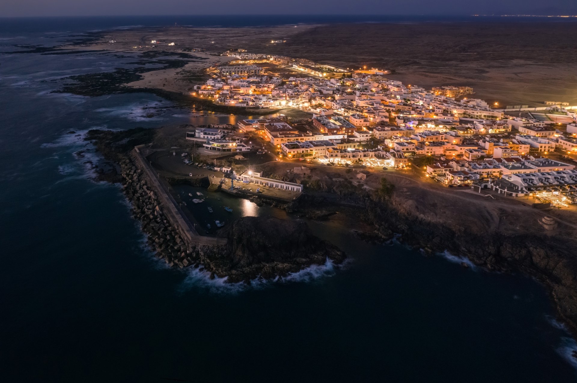 Download Canary Islands Man Made City 4k Ultra HD Wallpaper