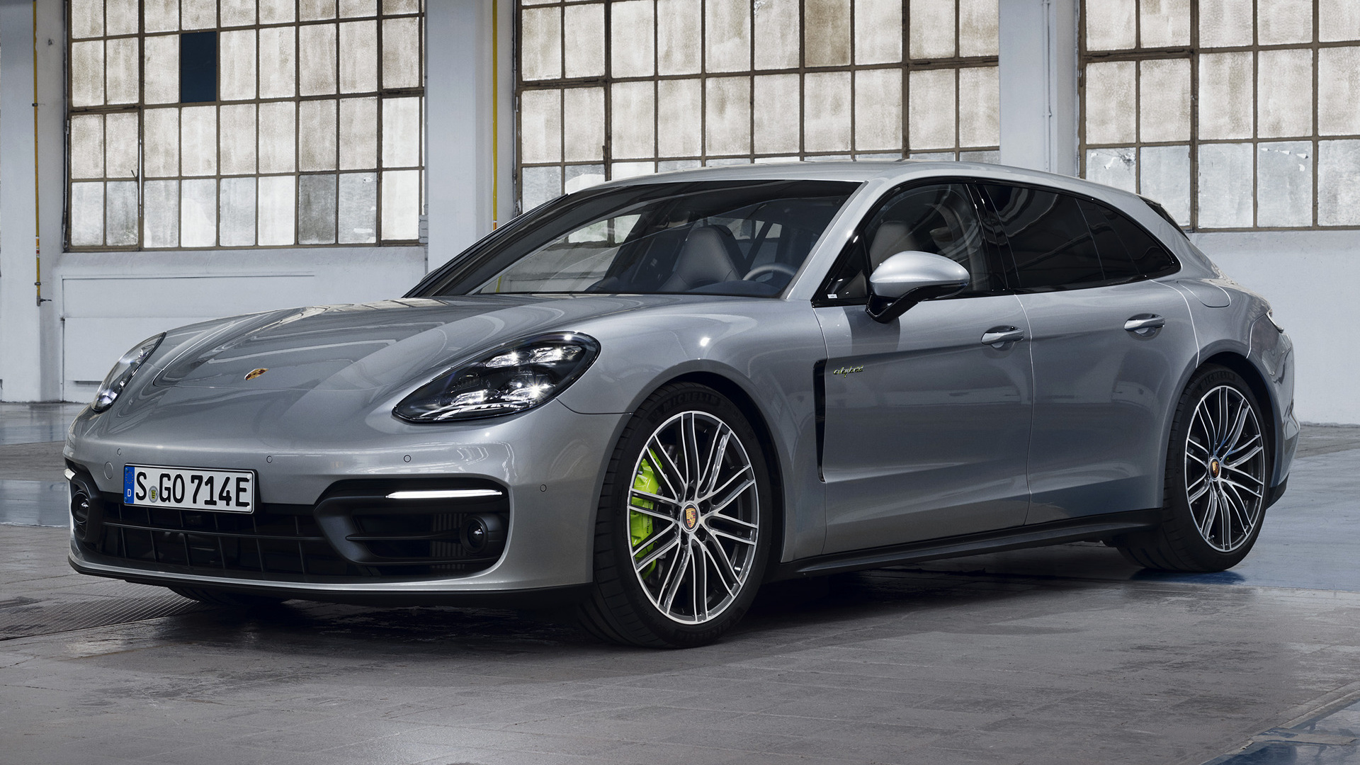 Download Car Silver Car Full-size Car Vehicle Porsche Panamera 4 E ...