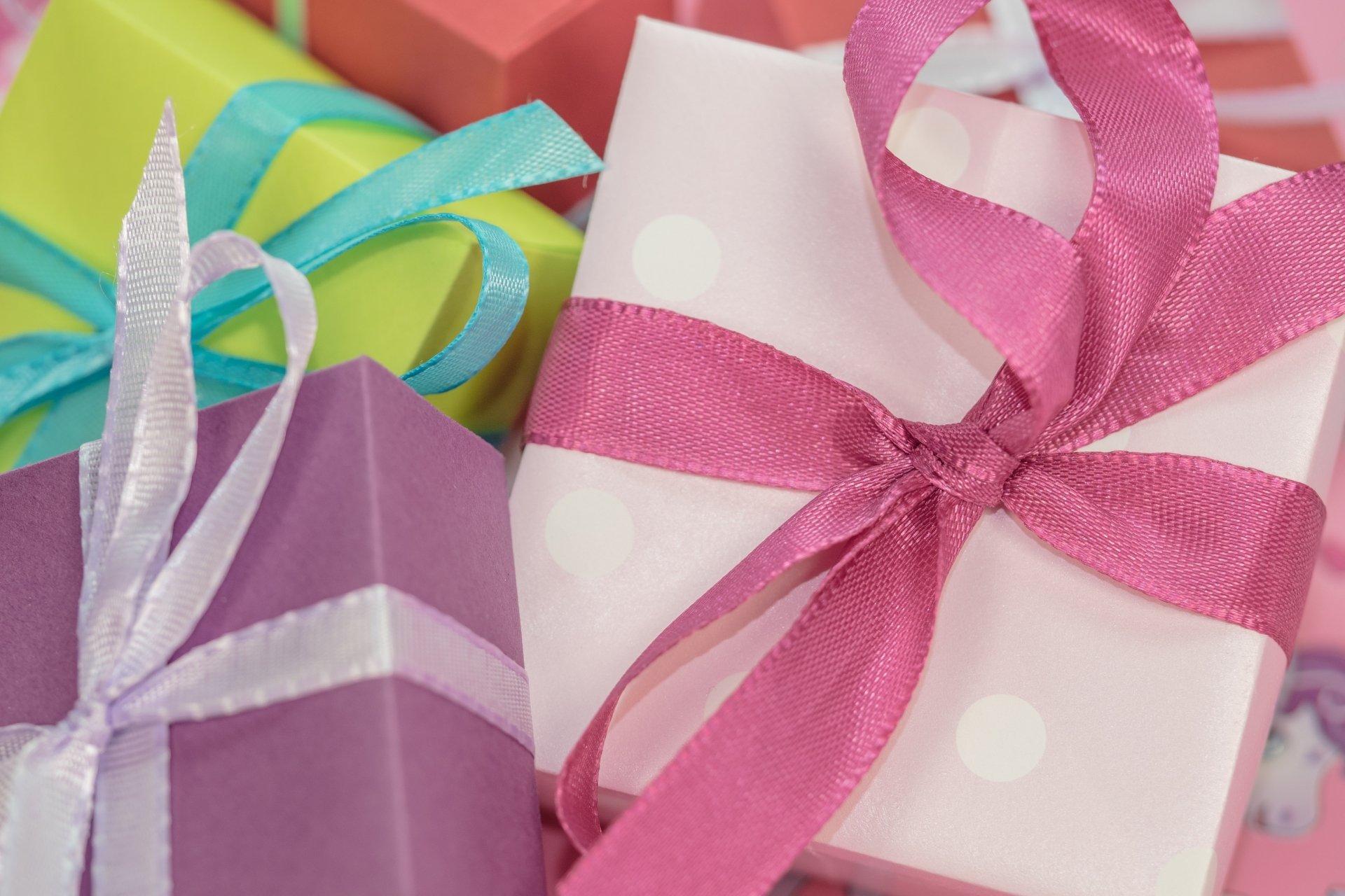 Download Ribbon Box Misc Gift 4k Ultra HD Wallpaper