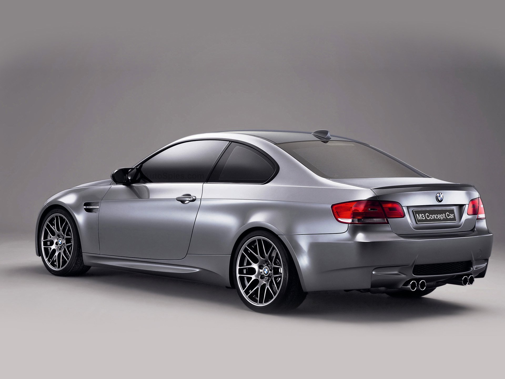 Автомобиль 3 4. BMW m3 2007. BMW BMW m3 Concept. BMW m3 Grand cupe. БМВ м3 сбоку.