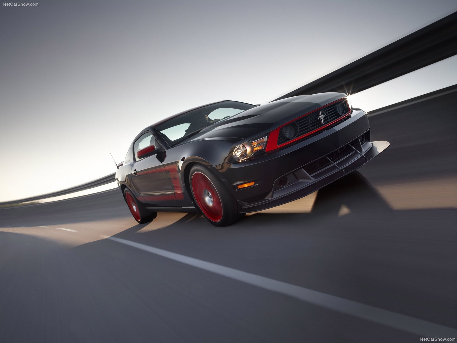 Ford Mustang Boss 302 Laguna Seca - High-performance vehicle by Ford.