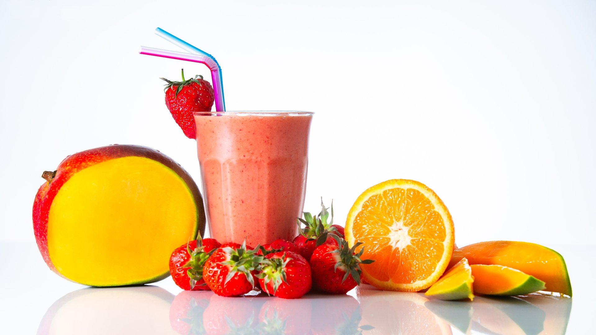 Download Mango Fruit Drink Strawberry Berry Food Smoothie 4k Ultra HD Wallpaper