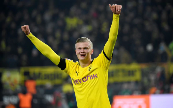 Norwegian soccer Erling Haaland Sports HD Desktop Wallpaper | Background Image