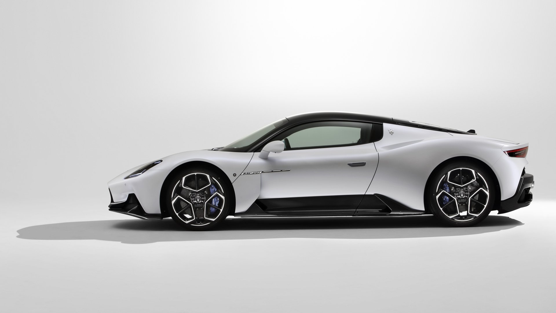 Download Supercar White Car Car Maserati Vehicle Maserati MC20 4k Ultra HD Wallpaper