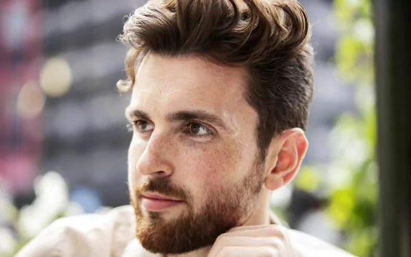 face singer Dutch music Duncan Laurence HD Desktop Wallpaper | Background Image