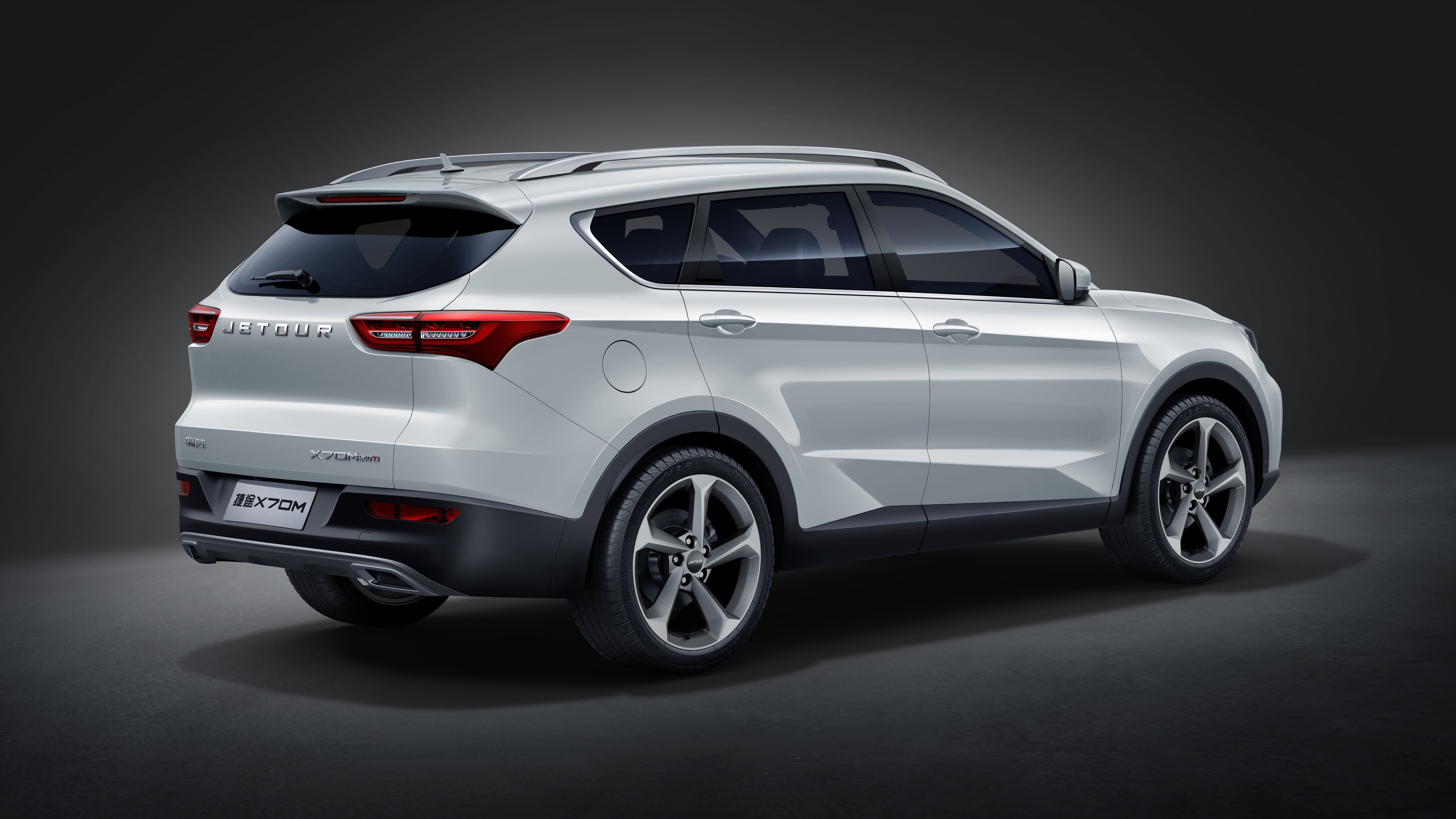 Автомобиль jetour x70