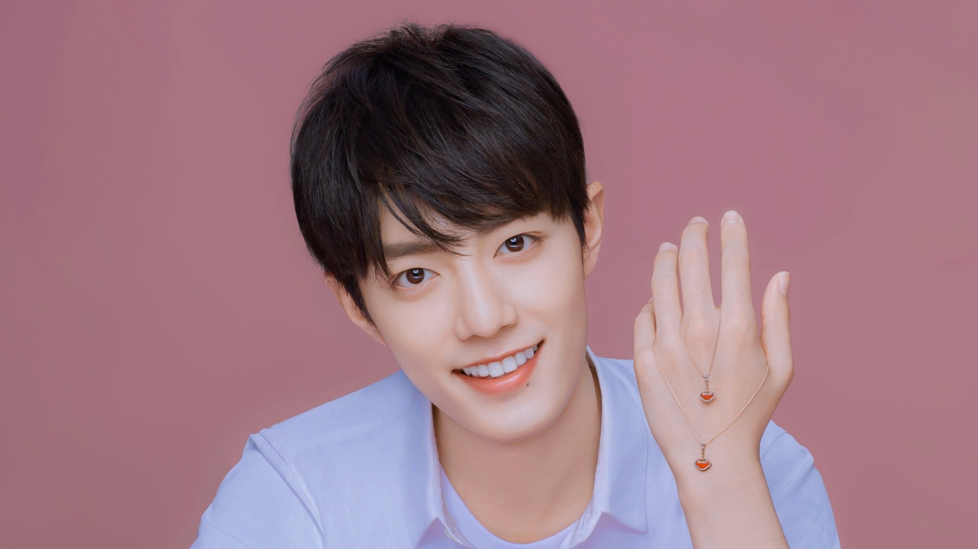 Download Celebrity Xiao Zhan HD Wallpaper