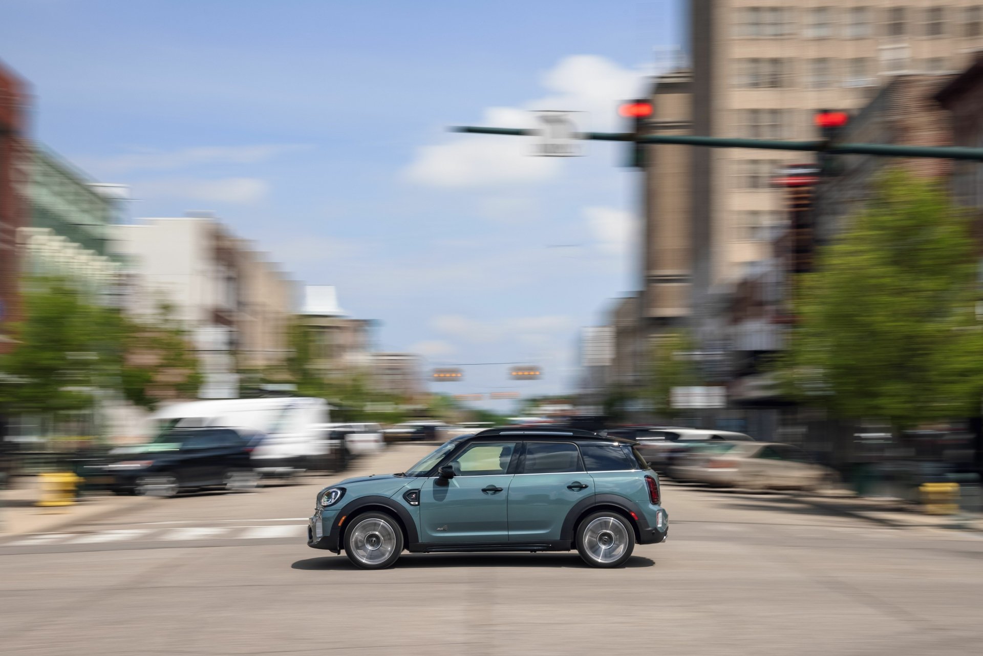Download Compact Car Mini Cooper S Vehicle MINI Cooper S Countryman 4k Ultra HD Wallpaper