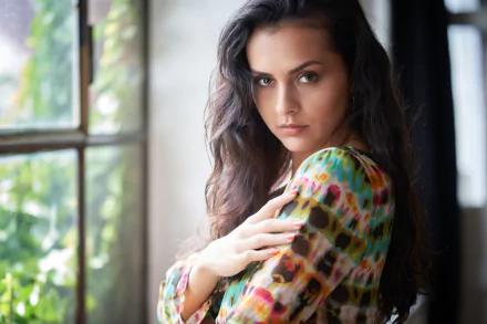 brunette woman model HD Desktop Wallpaper | Background Image