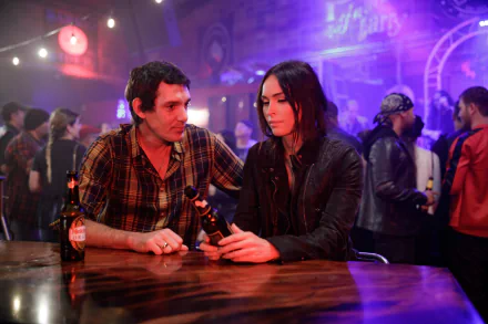 Lukas Haas Megan Fox movie Midnight in the Switchgrass HD Desktop Wallpaper | Background Image