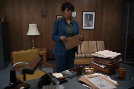 Jerrika Hinton TV Show Hunters HD Desktop Wallpaper | Background Image