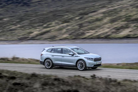 electric car SUV vehicle Skoda Enyaq iV 80 HD Desktop Wallpaper | Background Image