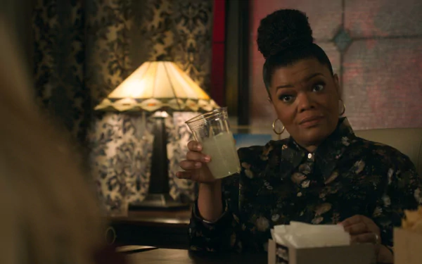 Sherilyn Thomas Yvette Nicole Brown TV Show Big Shot HD Desktop Wallpaper | Background Image