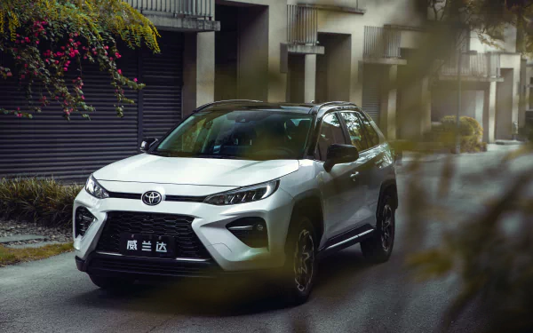 SUV vehicle Toyota Wildlander HD Desktop Wallpaper | Background Image