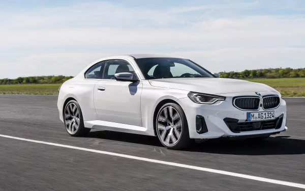  White BMW 220i Coupé Worldwide (G42)