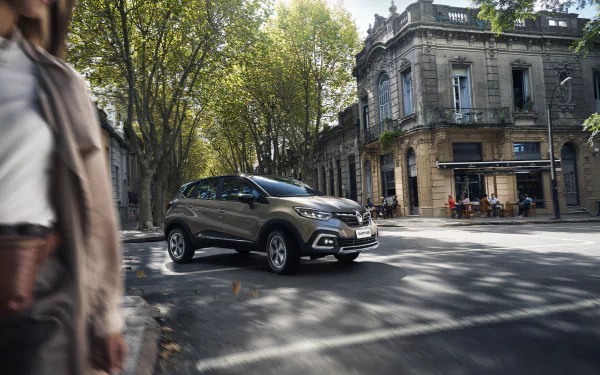 SUV vehicle Renault Captur HD Desktop Wallpaper | Background Image