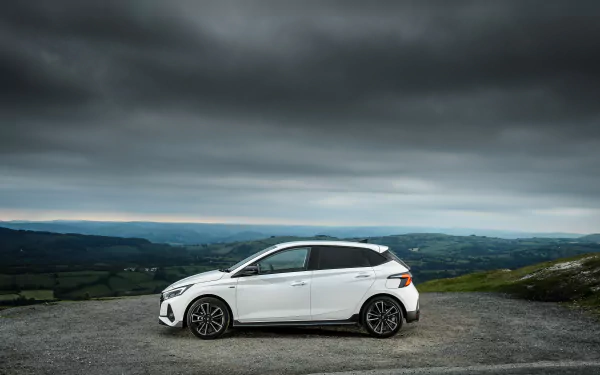  White Hyundai i20 N Line (BC3)