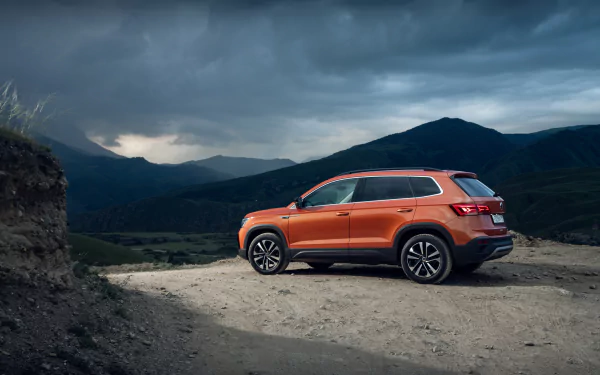  Orange 2021 Volkswagen Taos "JOY!" 4MOTION
